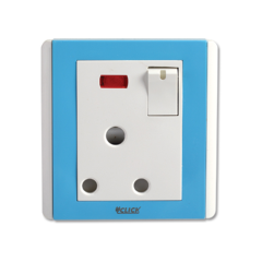 CLICK-IRISH-3 PIN ROUND SOCKET WITH SWITCH,15A